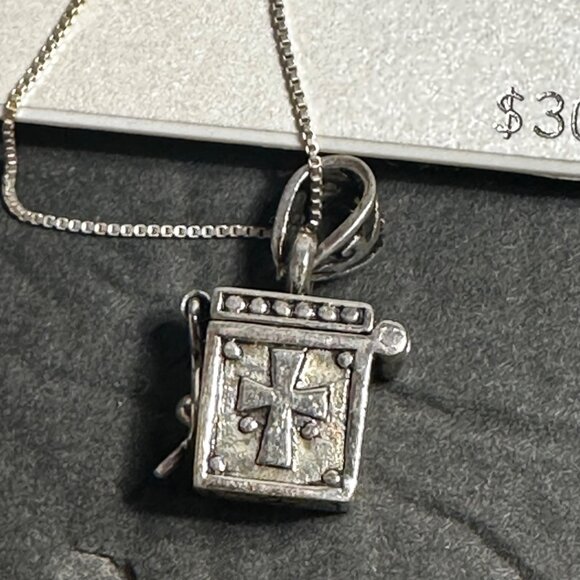 Sterling Silver Prayer Box 925 Necklace With 18" Chain - Picture 6 of 9